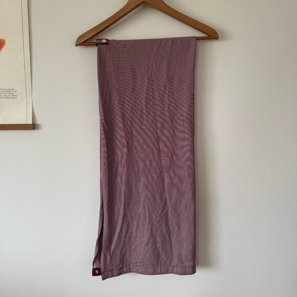 lululemon Customizable Infinity Snap Scarf - Picture 4 of 6